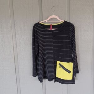 IC Collection Round Neck 3/4 Sleeve Top Size M Women Stretch Pullover